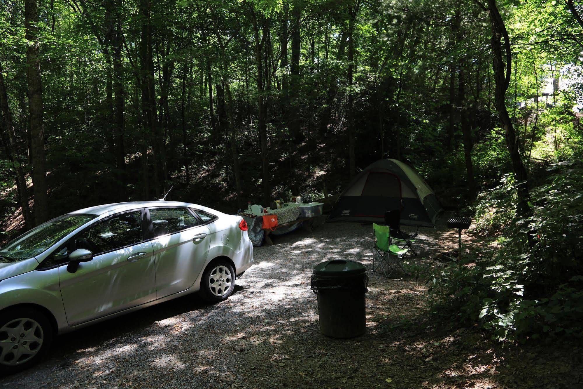 Linville Falls Campground, Rv Park, And Cabins 外观 照片