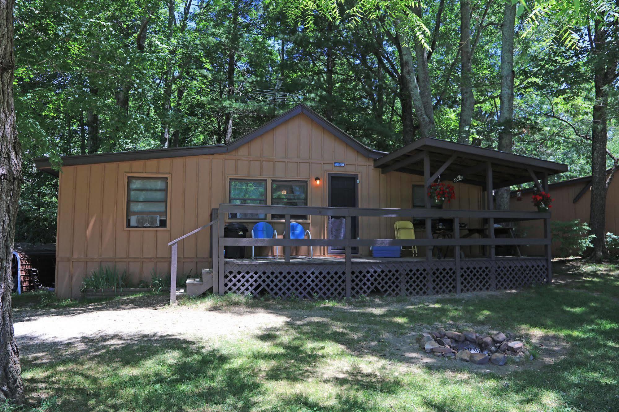 Linville Falls Campground, Rv Park, And Cabins 外观 照片
